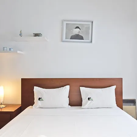 Daire Bmyguest - 5 Outubro Typical